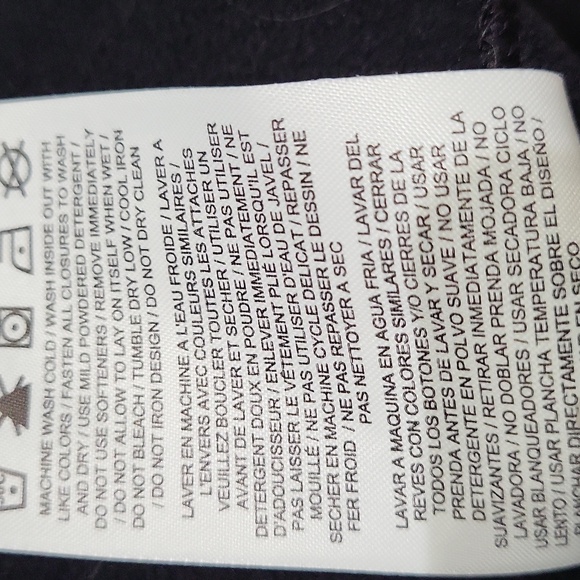 Nike  Black Performance Dri Fit Jacket With Thumb Holes And Hood - Picture 10 of 15